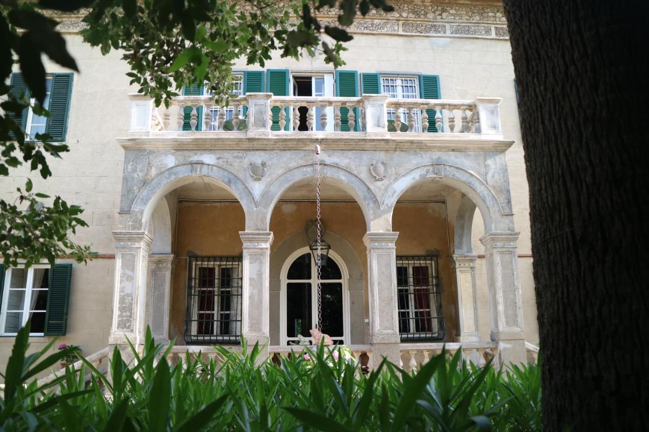 Pugnano Borgo Studiati Residenza D'Epoca Bed & Breakfast エクステリア 写真